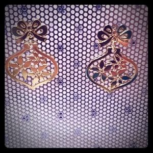 NIB Vintage Avon Holiday Brilliance Earrings